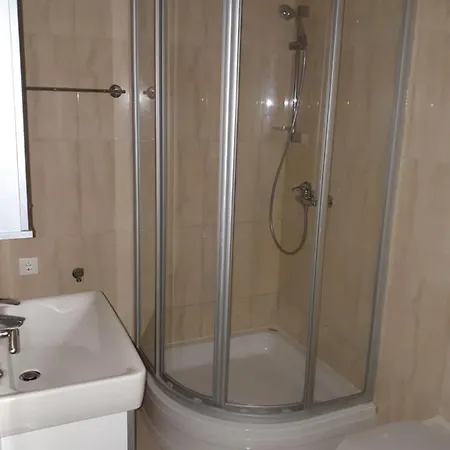 Jelica Τρογκίρ